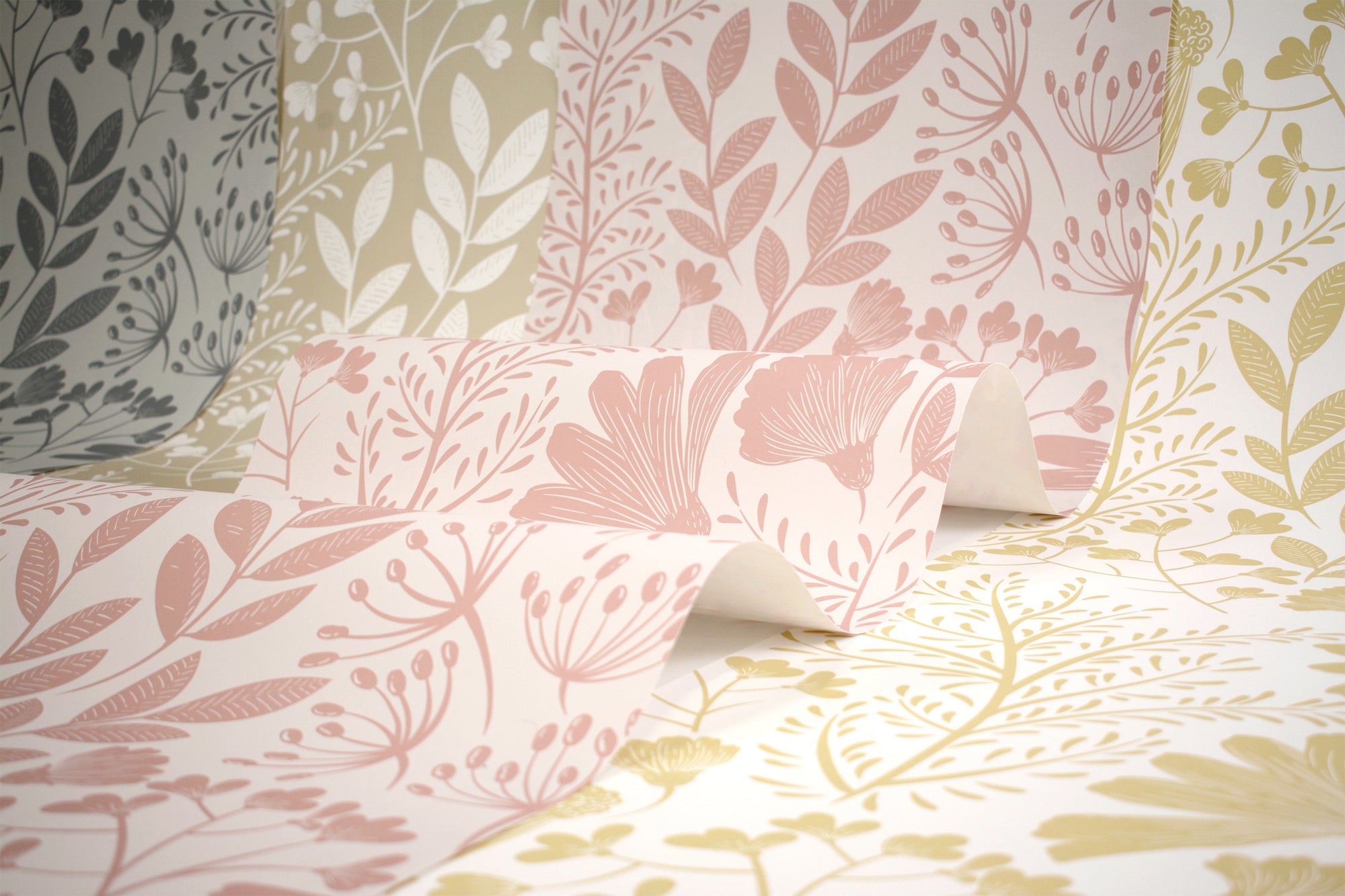 Luxury Peel & Stick Wallpaper in Custom Colours Peel & Paper